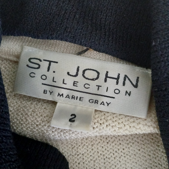 St. John Santana Knit Blazer - Picture 9 of 11
